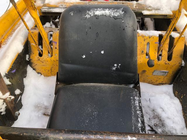1980 Case 1830 Seat: P/N D56576