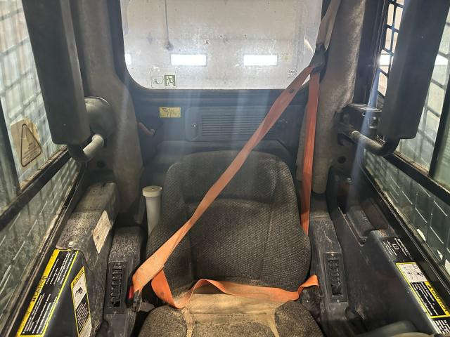 2017 John Deere 333G Equip Seat Belt