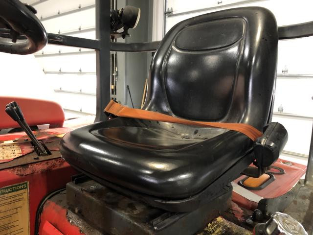 2005 Moffett M55.4 Seat: P/N 5200590030