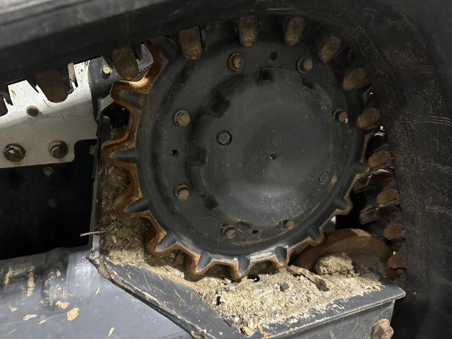 2020 Bobcat T770 Left Sprocket