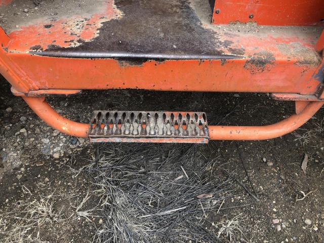 2002 Skytrak 10054 Left Step: P/N 1001141427