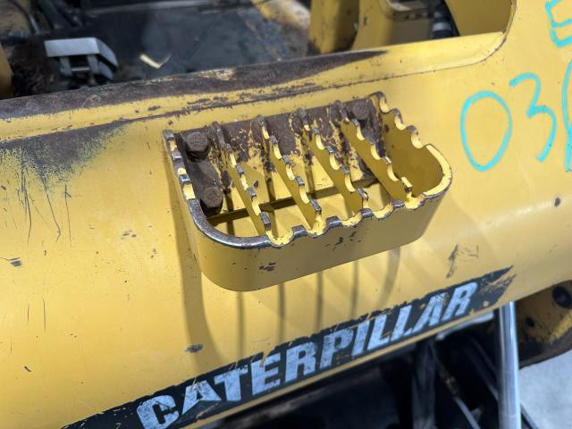 2008 Cat 272C Step: P/N 287-4219
