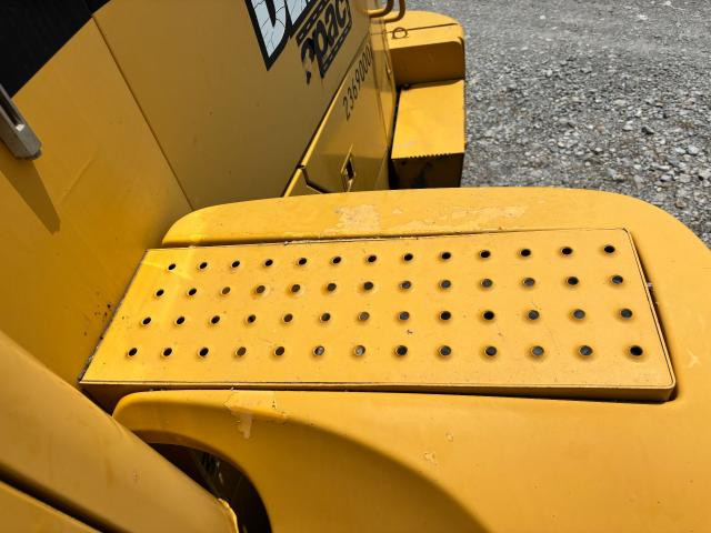 1997 John Deere 744H Left Step: P/N AT207995
