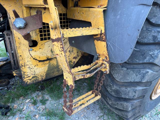 2006 Volvo L120E Step: P/N VEO 11174000