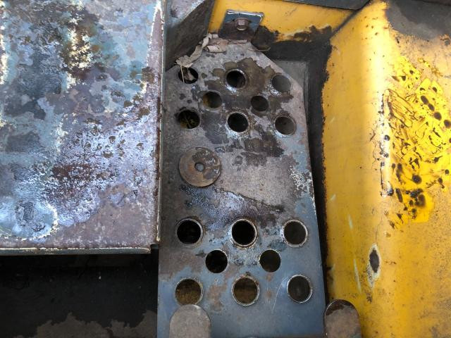 2006 Gehl 5640 Left Pedals: P/N 136138