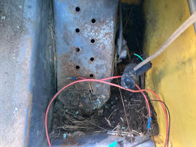 2001 New Holland LS180 Right Pedals: P/N 9622462