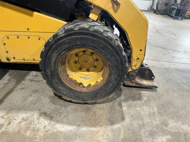 2008 Cat 272C Right Tire And Rim