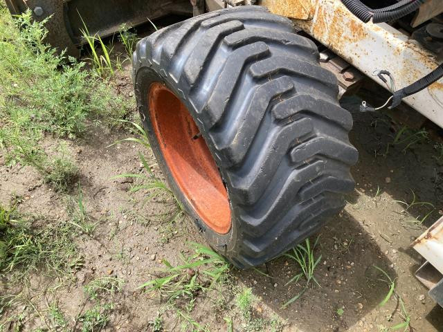 1990 Bobcat 3023 Left Tire And Rim