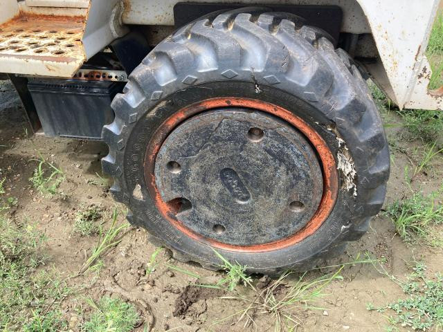 1990 Bobcat 3023 Left Tire And Rim