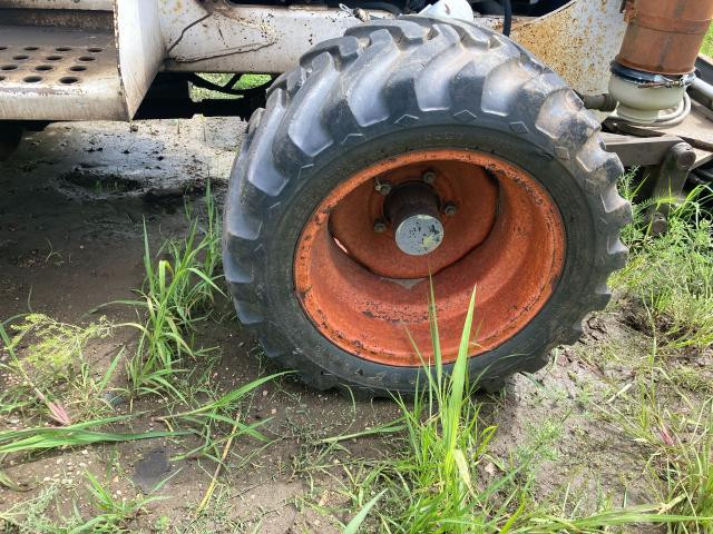 1990 Bobcat 3023 Right Tire And Rim