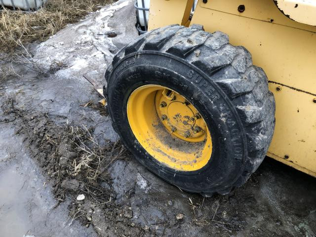 2006 Gehl 5640 Left Tire And Rim: P/N 807807