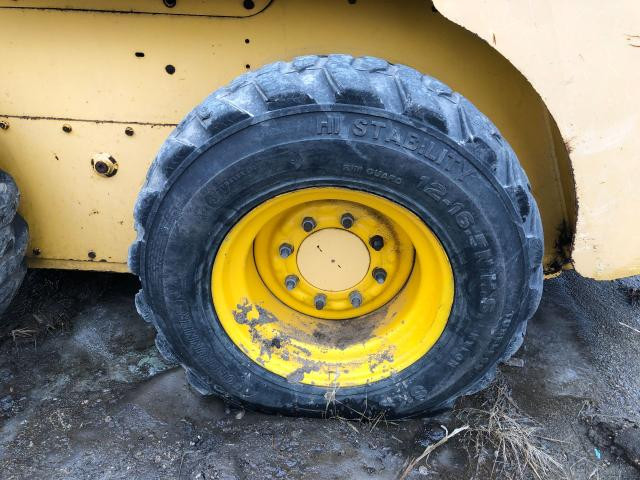 2006 Gehl 5640 Left Tire And Rim: P/N 807807