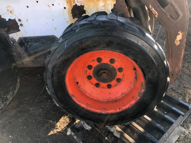 2006 Bobcat S185 Right Tire And Rim: P/N 7232567