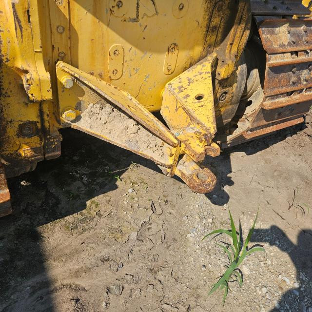 2004 Komatsu D61EX-12 Tow Hook