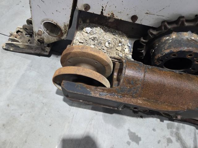 2016 Bobcat T650 Track Idler