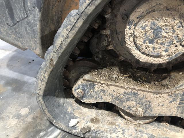 2019 Case TR340 Right Track Idler