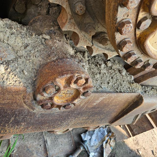 1995 Cat D4H Left Track Components: P/N 8G-4176