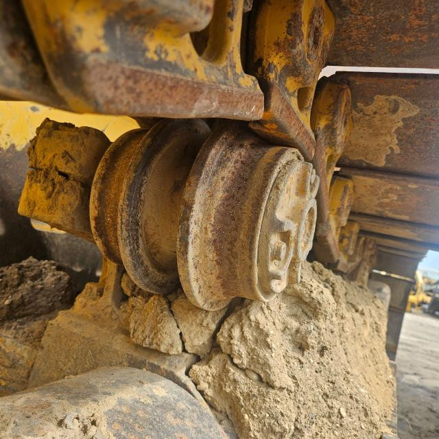 1995 John Deere 750C Track Roller