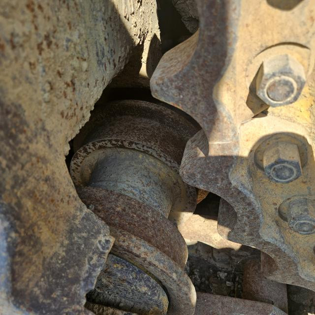 2004 Komatsu D61EX-12 Track Roller