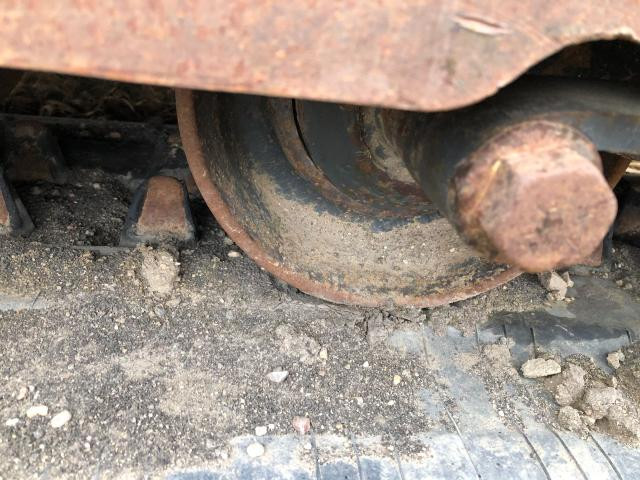 2016 Bobcat T770 Track Roller: P/N 7352427