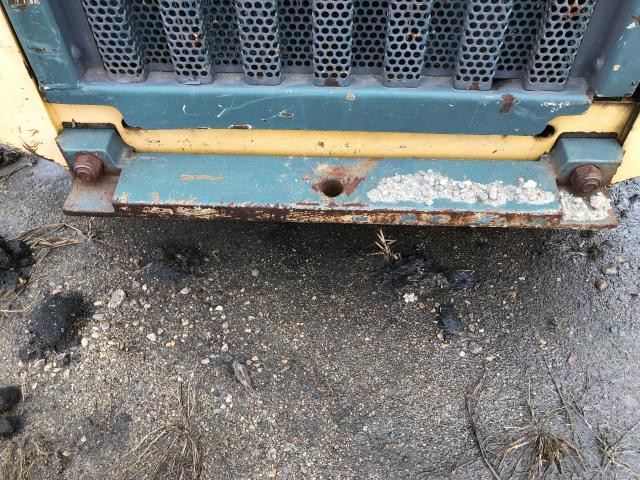 2006 Gehl 5640 Weight: P/N 184908