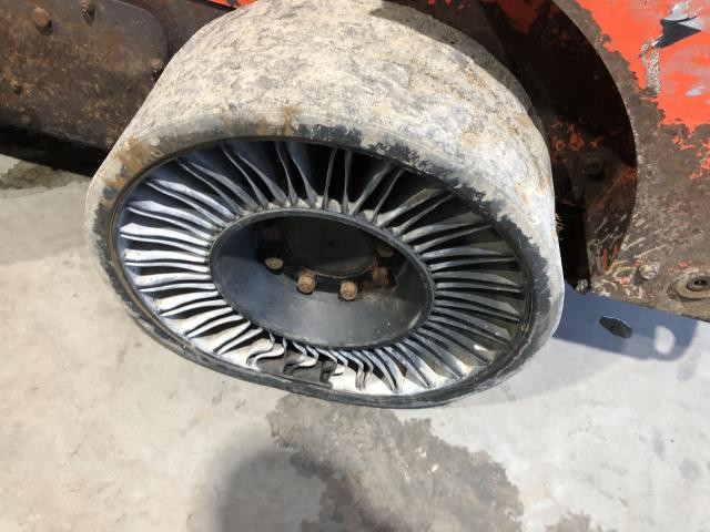2016 Kubota SSV65 Wheel