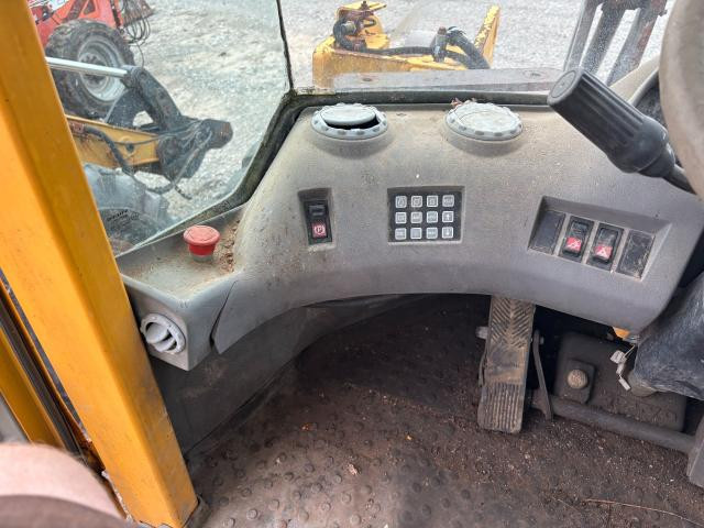2006 Volvo L120E Euip Dash Assem: P/N VOE 11092446