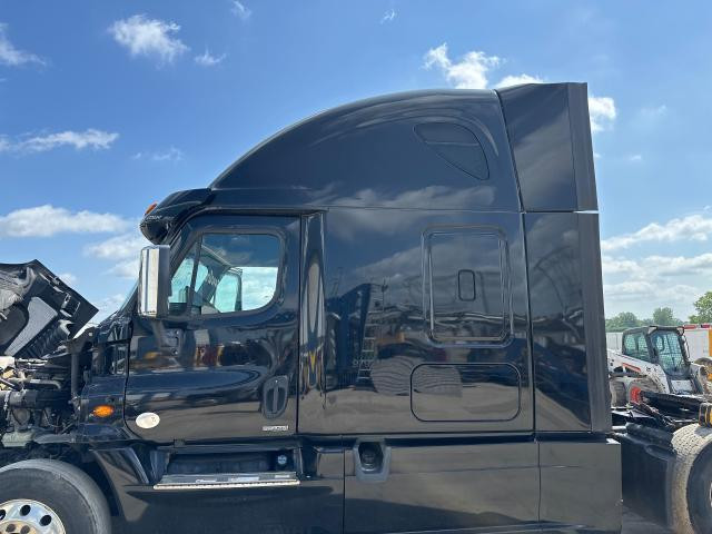 Shell Cab Assembly, 2017 Freightliner CASCADIA : High Roof