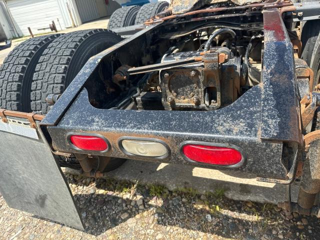 2006 Mack CXN Steel Suspension Crossmember / K-Frame: Rear