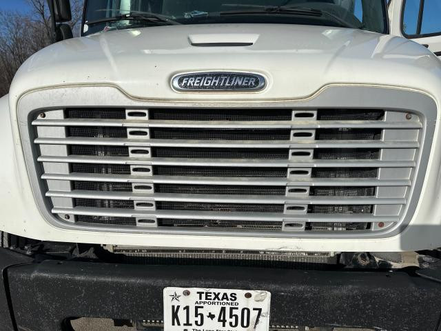 2012 Freightliner M2 106 Grille