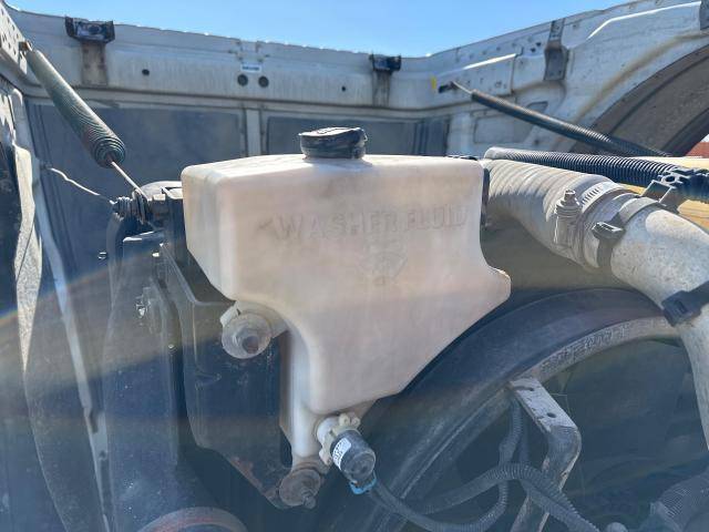 2009 Peterbilt 388 Left Washer Reservoir Bracket