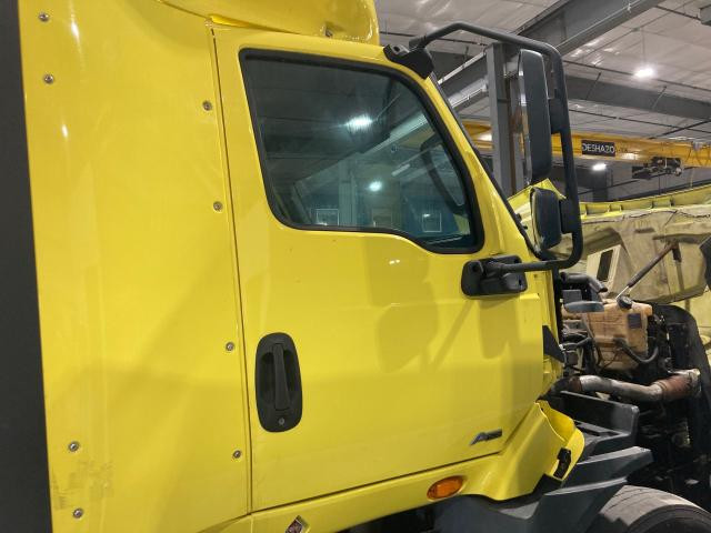 2019 International RH Right Door