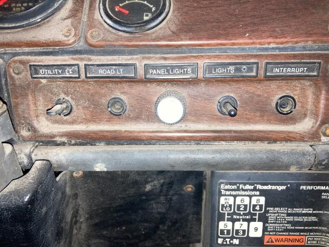 Freightliner FLD120 Dash Panel: Switch