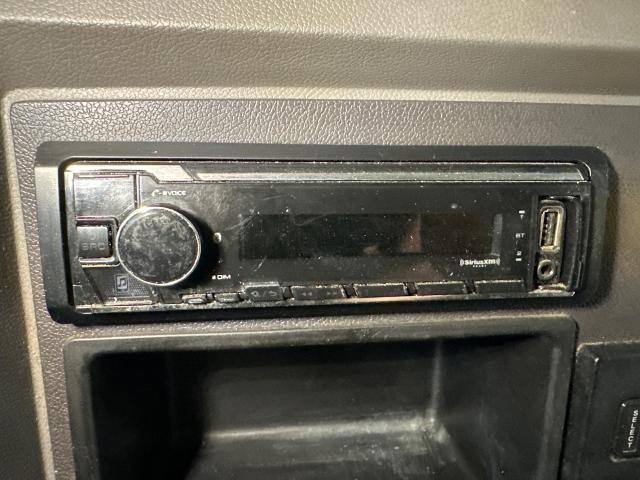 Peterbilt 337 A/V (Audio Video): Siriusxm