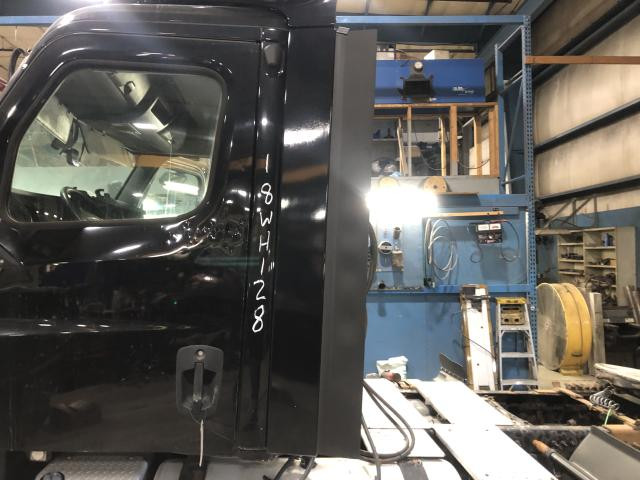 Freightliner CASCADIA Black Left Lower Fairing/Cab Extender