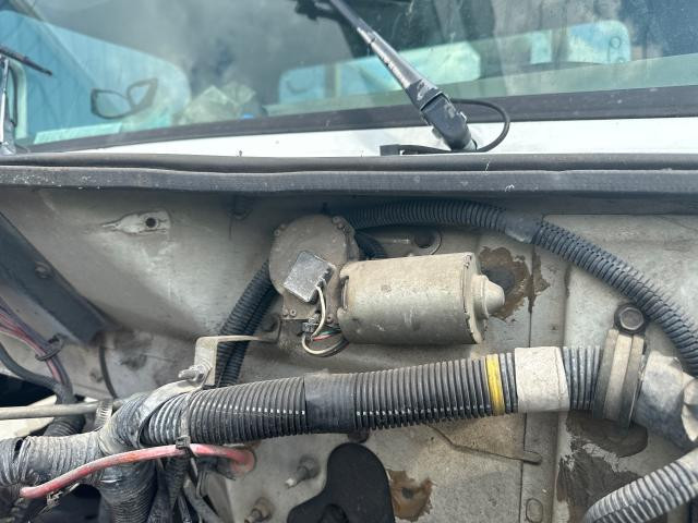 1999 International 4900 Wiper Motor, Windshield: Wiper Motor Only