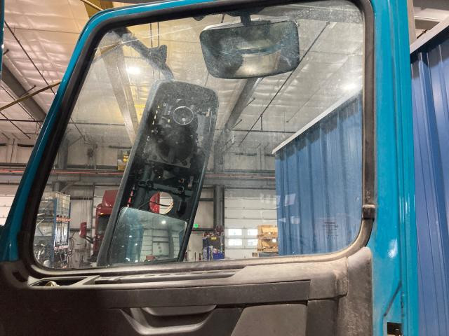2020 Volvo VNL Right Door Glass