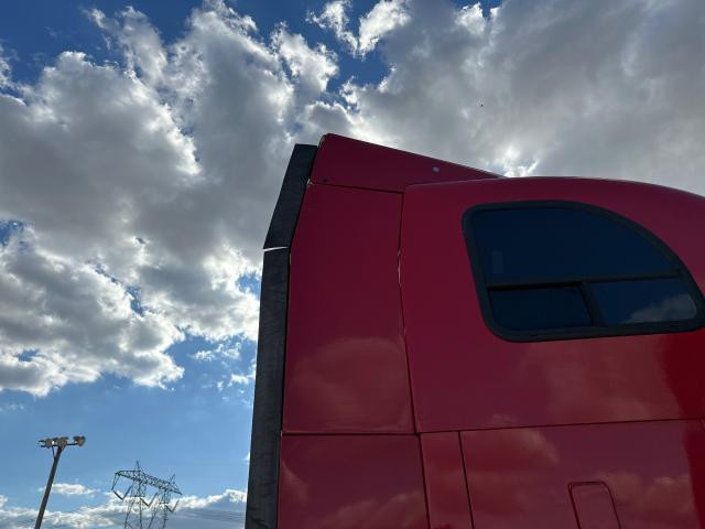 Mack CXU Red Right Upper Fairing/Cab Extender