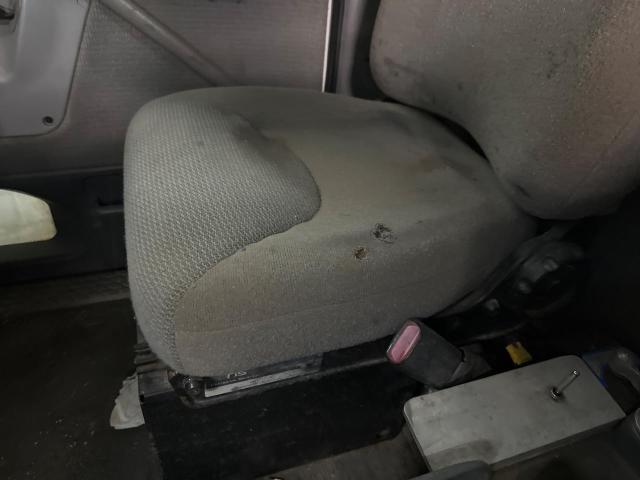 1998 Ford A9522 Right Seat, Non-Suspension