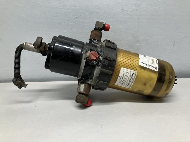 2004 Cat C7 Fuel Filter Assembly: P/N P550467