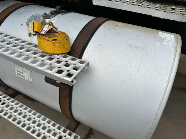 2007 Volvo VNL Fuel Tank Strap | Tank Dia: 26" | Strap Width: 2.75