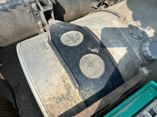 2007 Volvo VNL Fuel Tank Strap | Tank Dia: 25" | Strap Width: 7.0
