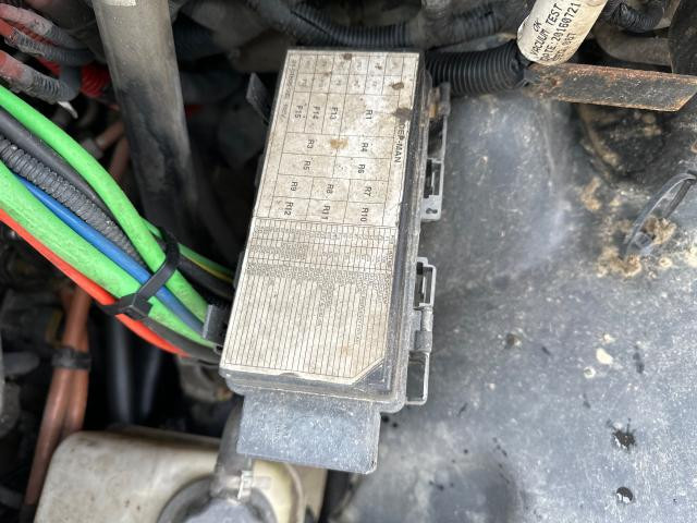 2017 Freightliner CASCADIA Fuse Box