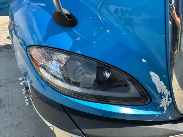 2015 International PROSTAR Right Headlamp