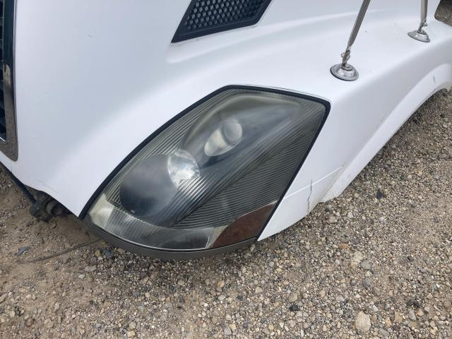 2007 Volvo VNL Left Headlamp