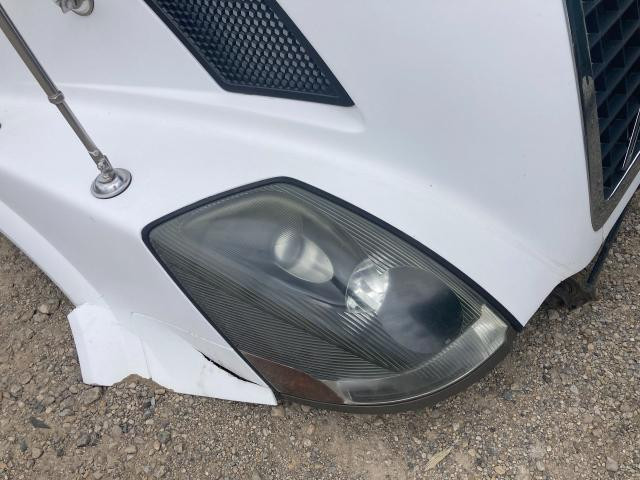 2007 Volvo VNL Right Headlamp