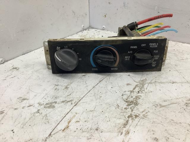 1998 Ford A9522 Heater & AC Temp Control