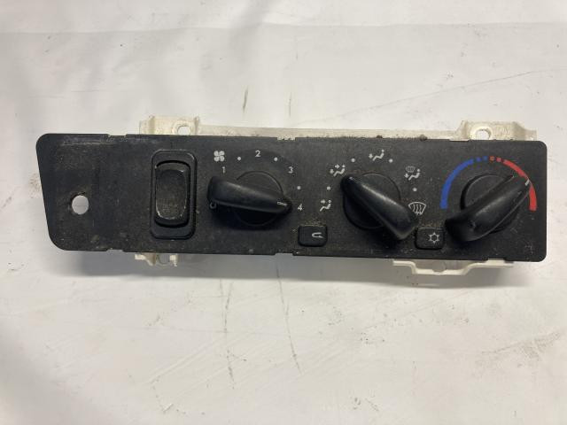 2007 Freightliner C120 CENTURY Heater & AC Temp Control: Hole Drilled On Blank Part Of Ac Control Panel | P/N A22-54708-221