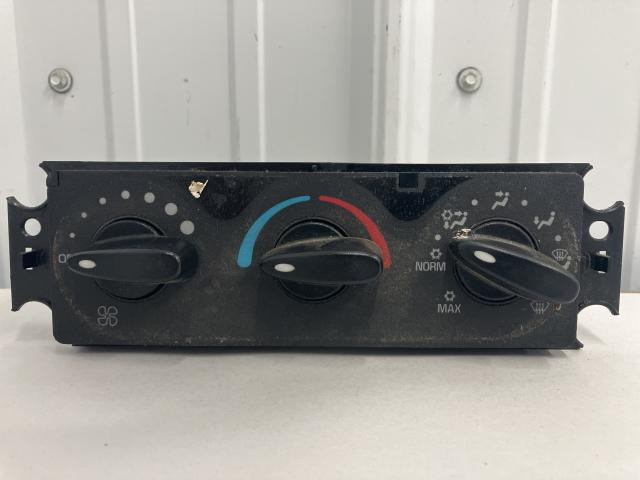 2012 International DURASTAR (4300) Heater & AC Temp Control | P/N 3827580C1