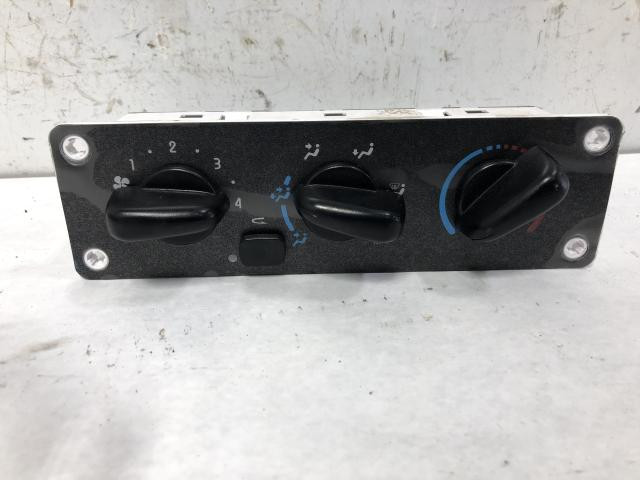 2004 Freightliner M2 106 Heater & AC Temp Control: 3 Knobs And 1 Button | P/N 9339077